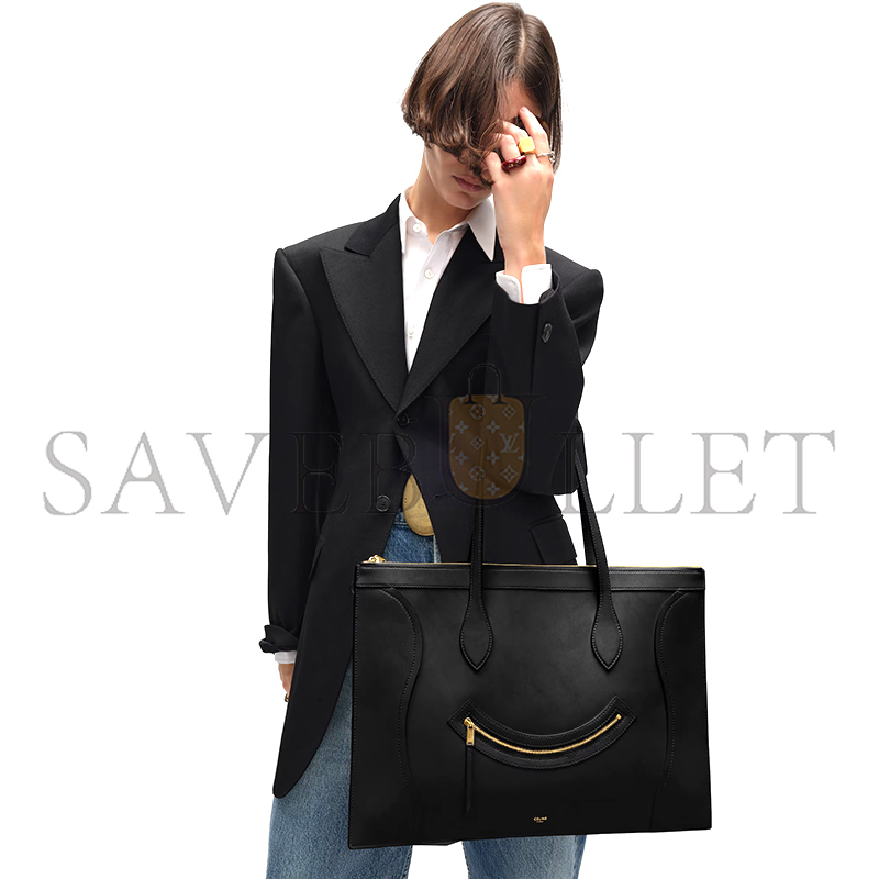 CELINE FLAT CABAS NEW LUGGAGE IN GLOSSY CALFSKIN 123963GW4.38NO (44.5*31.5*0.5cm) CELINE FLAT CABAS NEW LUGGAGE IN GLOSSY CALFSKIN 123963GW4.38NO (44.5*31.5*0.5cm)